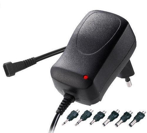 Adaptador de Corriente Universal 3V a 12V 1500mA 8 Puntas